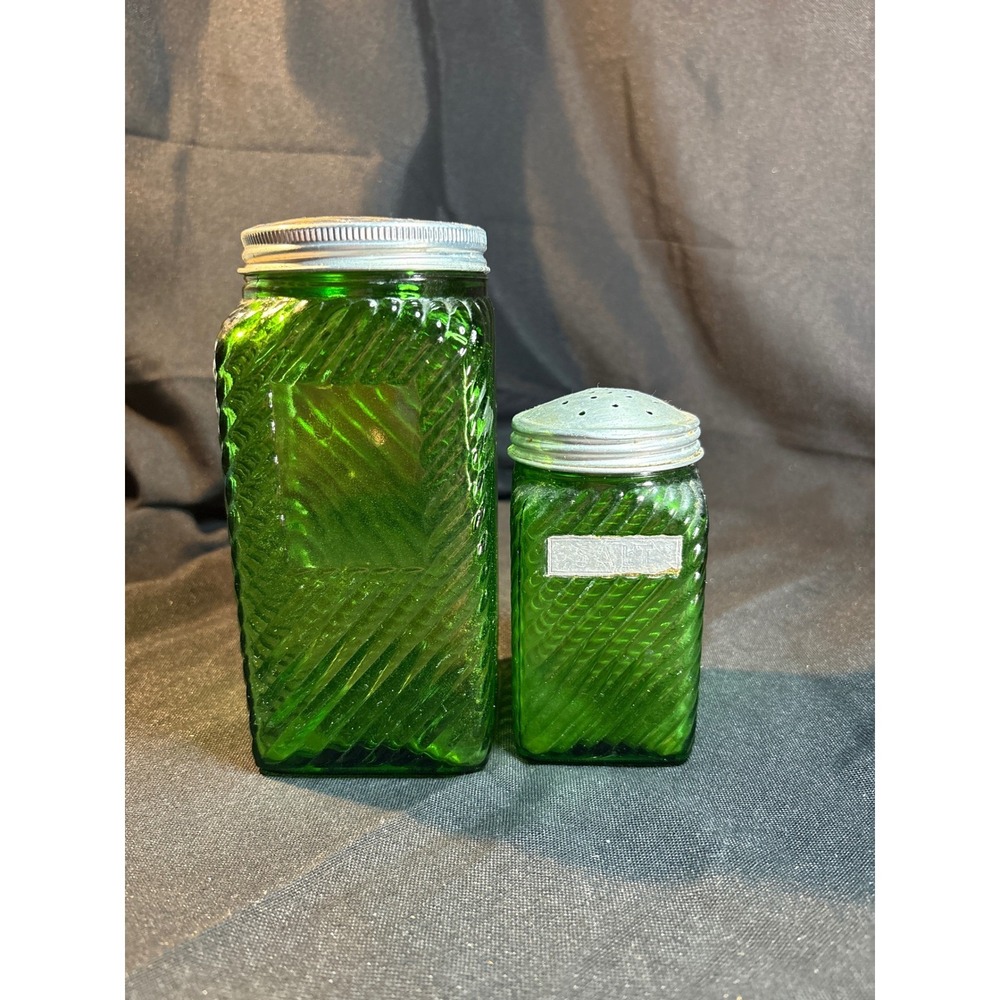 Vintage Emerald Green Glass‎ Salt and Jar Embossed Pattern